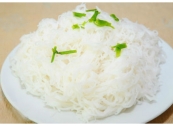 Cơ nghiệp trăm tỷ của bà chủ hàng bún tươi Nguyễn Bính